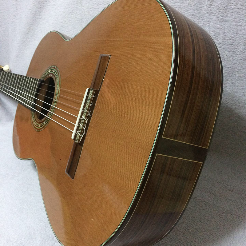 Sergio S&aacute;nchez Guitars 8