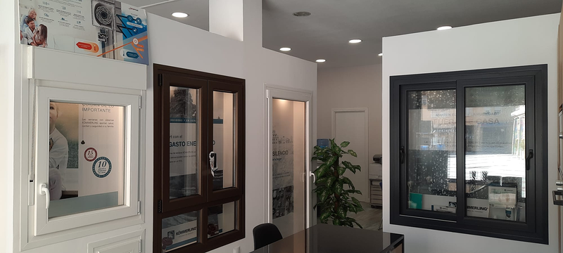 Iris Renova Distribuidor Kömmerling CARPINTERIA DE PVC