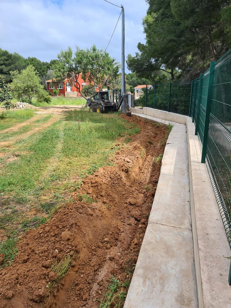 Miguel Mata Garden & Pool 4