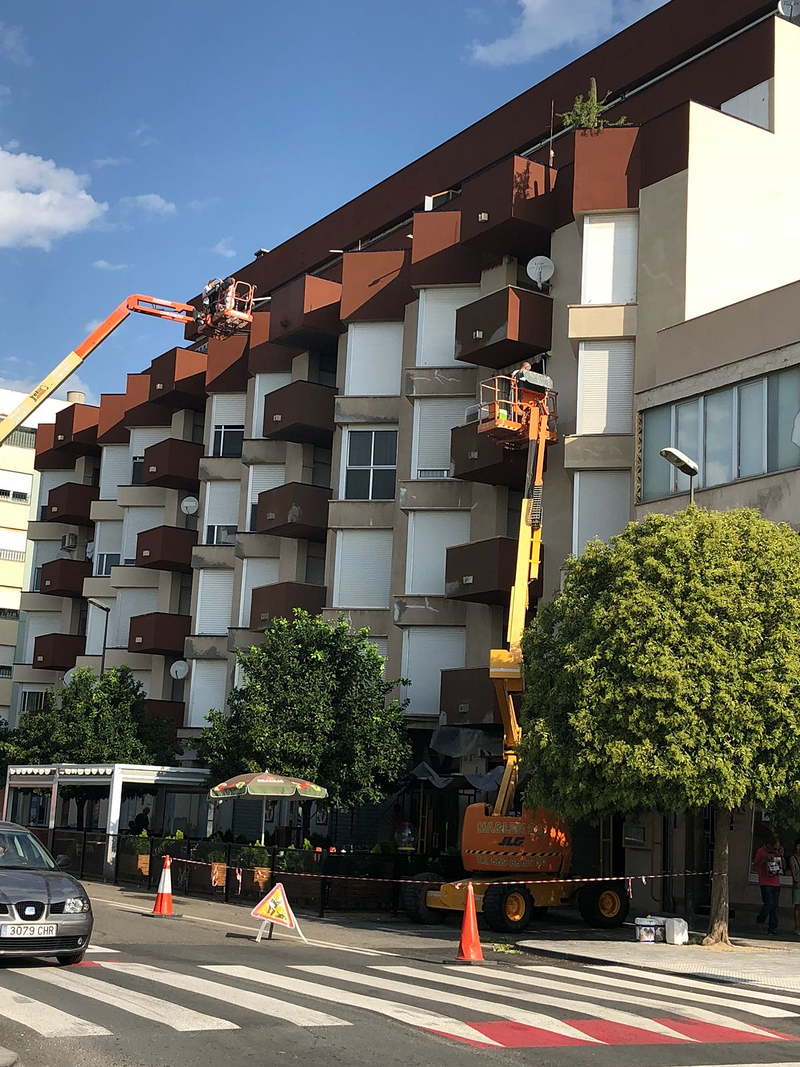 PINTOR TORTOSA-MADEC PINTURES I DECORACIO 180