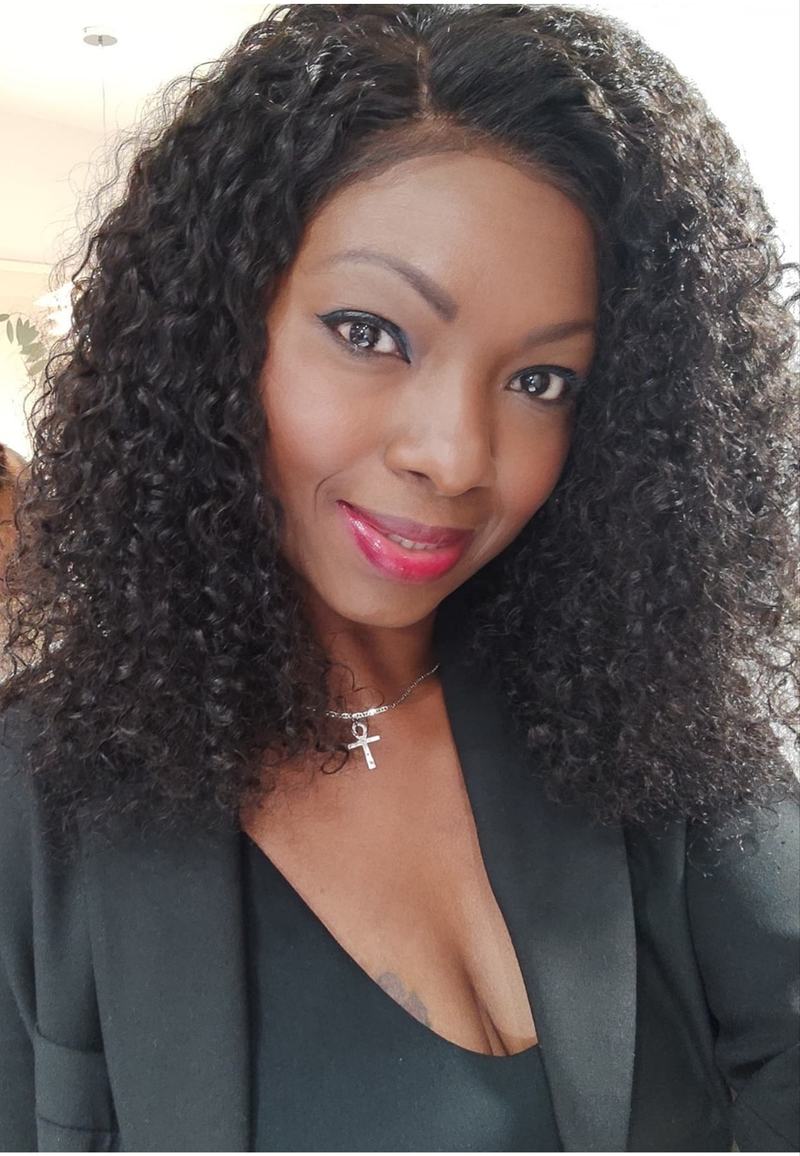 Gacela Herrera PELUCAS Y POSTIZOS