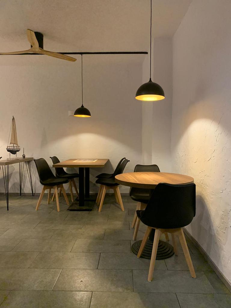 Mesashosteleria.Com. Sabadell