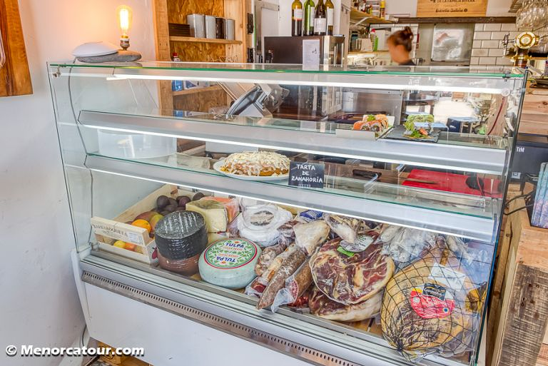 La Charla BODEGAS RESTAURANTE