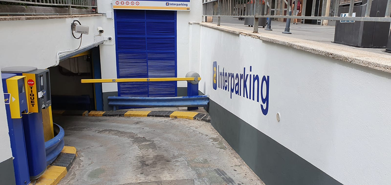 Amadeu Caparrós Serveis 6