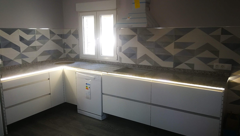 Amadeu Caparrós Serveis 10