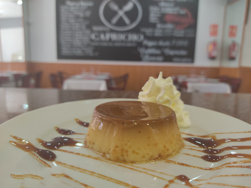 RESTAURANTE CAMBRILS- NOU CAPRICHO 12