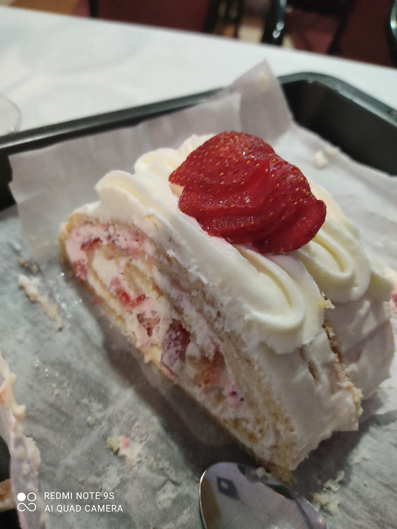 RESTAURANTE CAMBRILS- NOU CAPRICHO 25