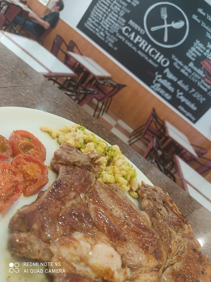 RESTAURANTE CAMBRILS- NOU CAPRICHO 22