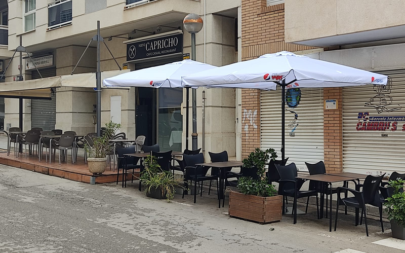 RESTAURANTE CAMBRILS- NOU CAPRICHO 5