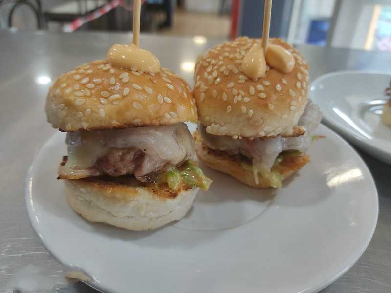 RESTAURANTE CAMBRILS- NOU CAPRICHO 13