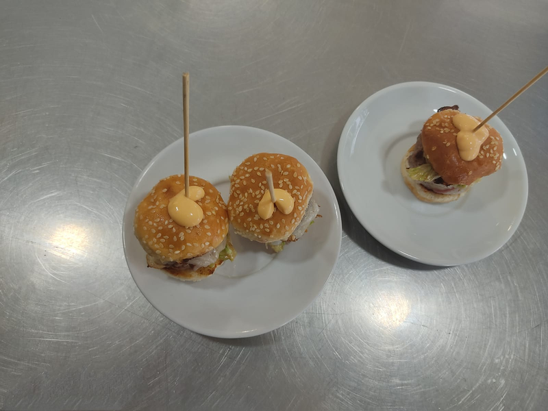 RESTAURANTE CAMBRILS- NOU CAPRICHO 44