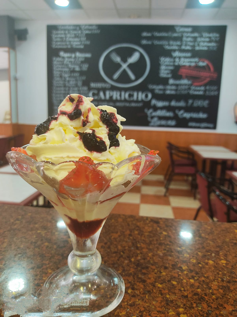 RESTAURANTE CAMBRILS- NOU CAPRICHO 18