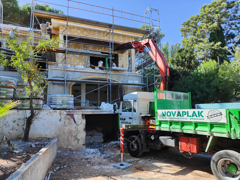 NOVAPLAK MEDITERRANEO S.L. 10