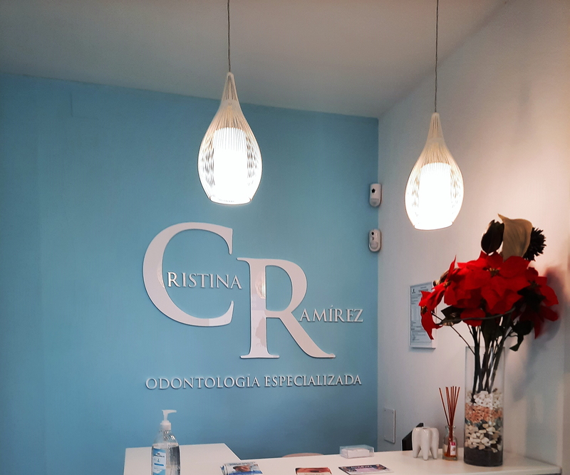 Clinica Dental Cristina Ram&iacute;rez CLINICAS DENTALES