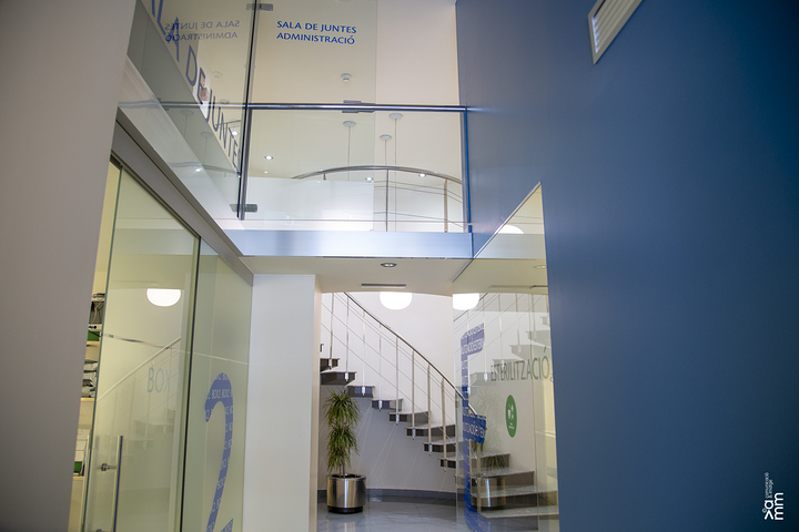 Centre D&acute;odontologia Integrada De Cervera CLINICAS DENTALES