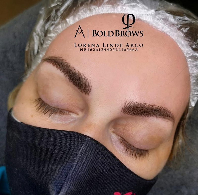 Microblading Granada - Micropigmentaci&oacute;n Granada - Lorena Linde Artist Granada