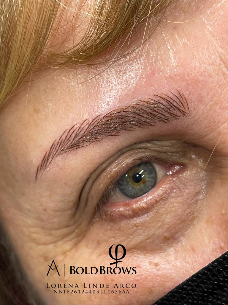 Microblading Granada - Micropigmentaci&oacute;n Granada - Lorena Linde Artist ESTETICA: CENTROS
