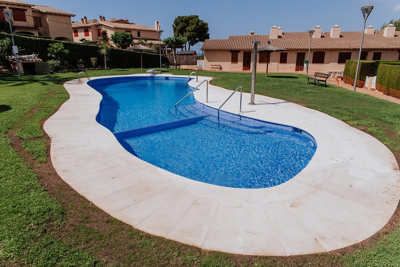 Cuarzo Piscinas y Exteriores 11