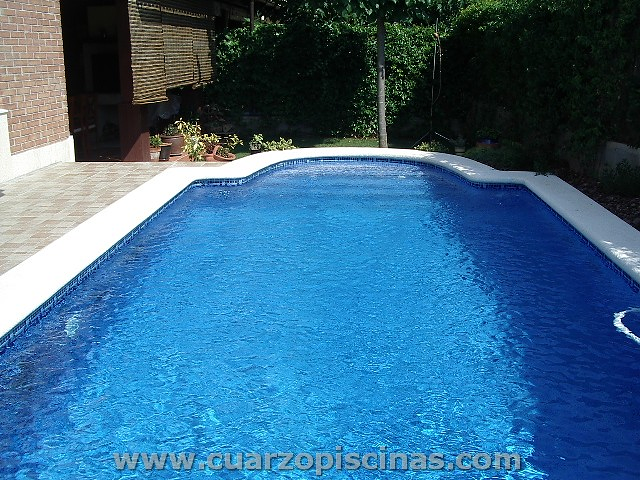 Cuarzo Piscinas y Exteriores 33