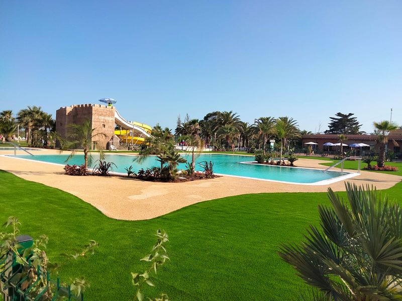 Cuarzo Piscinas y Exteriores 36