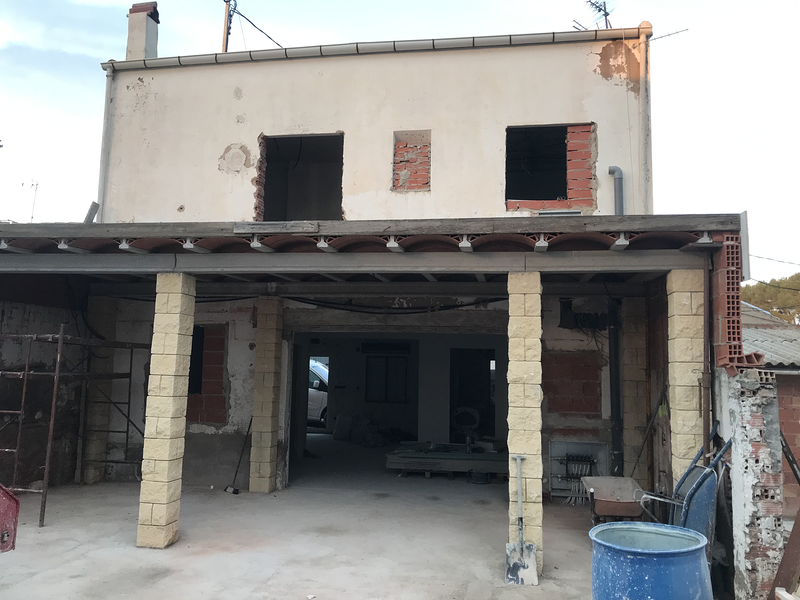 PJM Construcciones Y Reformas CB 6