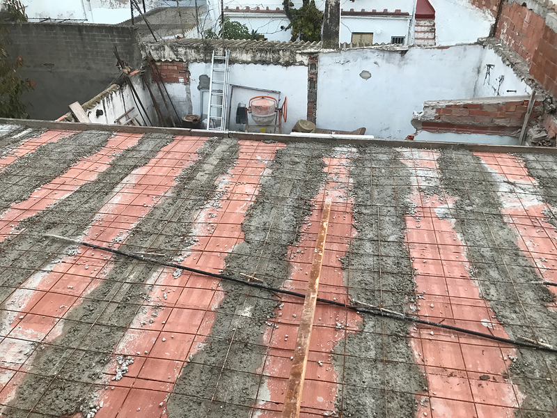 PJM Construcciones Y Reformas CB 18