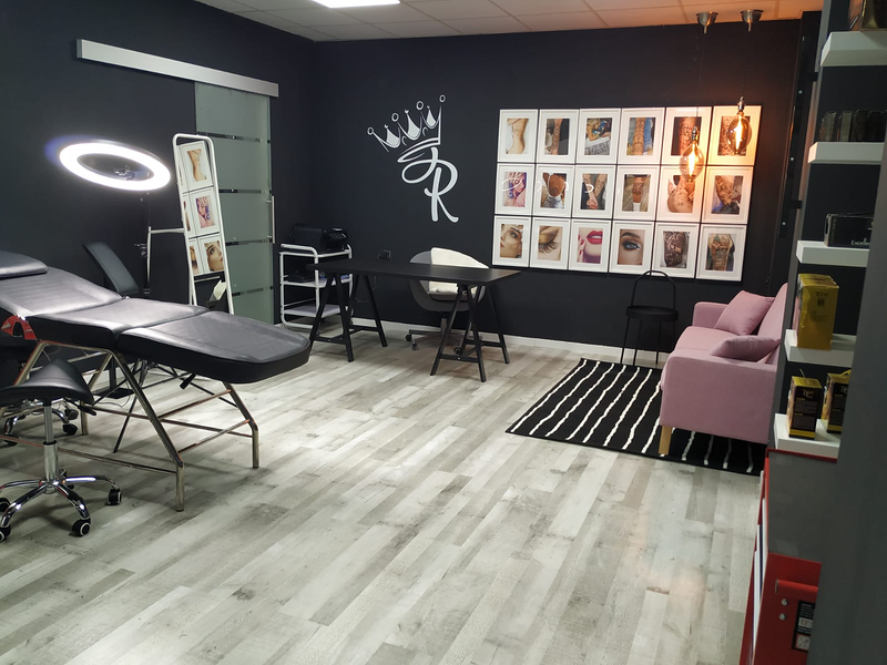 Tatuaje Valencia-Microblading Valencia- Studio Reina Beaty Sal&oacute;n 17