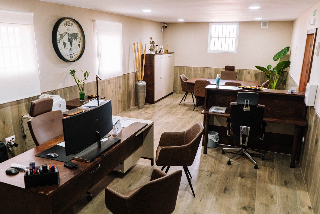 Grupo Impulso de Maquinaria SL 14