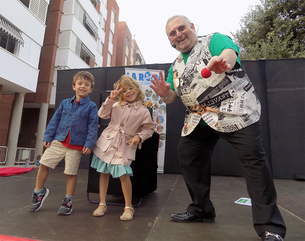 MAGIA y MON&Oacute;LOGOS con Xema, es Contratar Diversi&oacute;n Garantizada para Todas las Edades 7