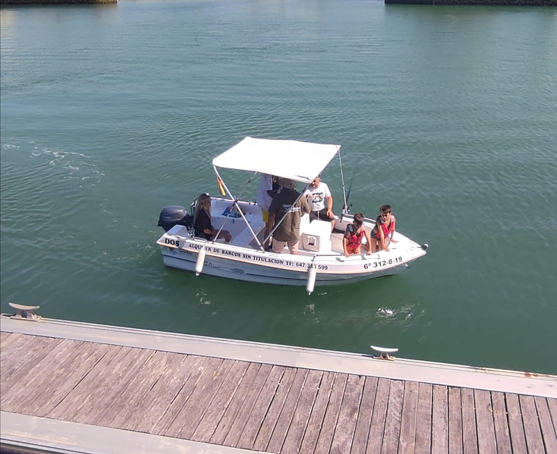 Alquiler de barcos sin titulaci&oacute;n, EMBARCATE 2