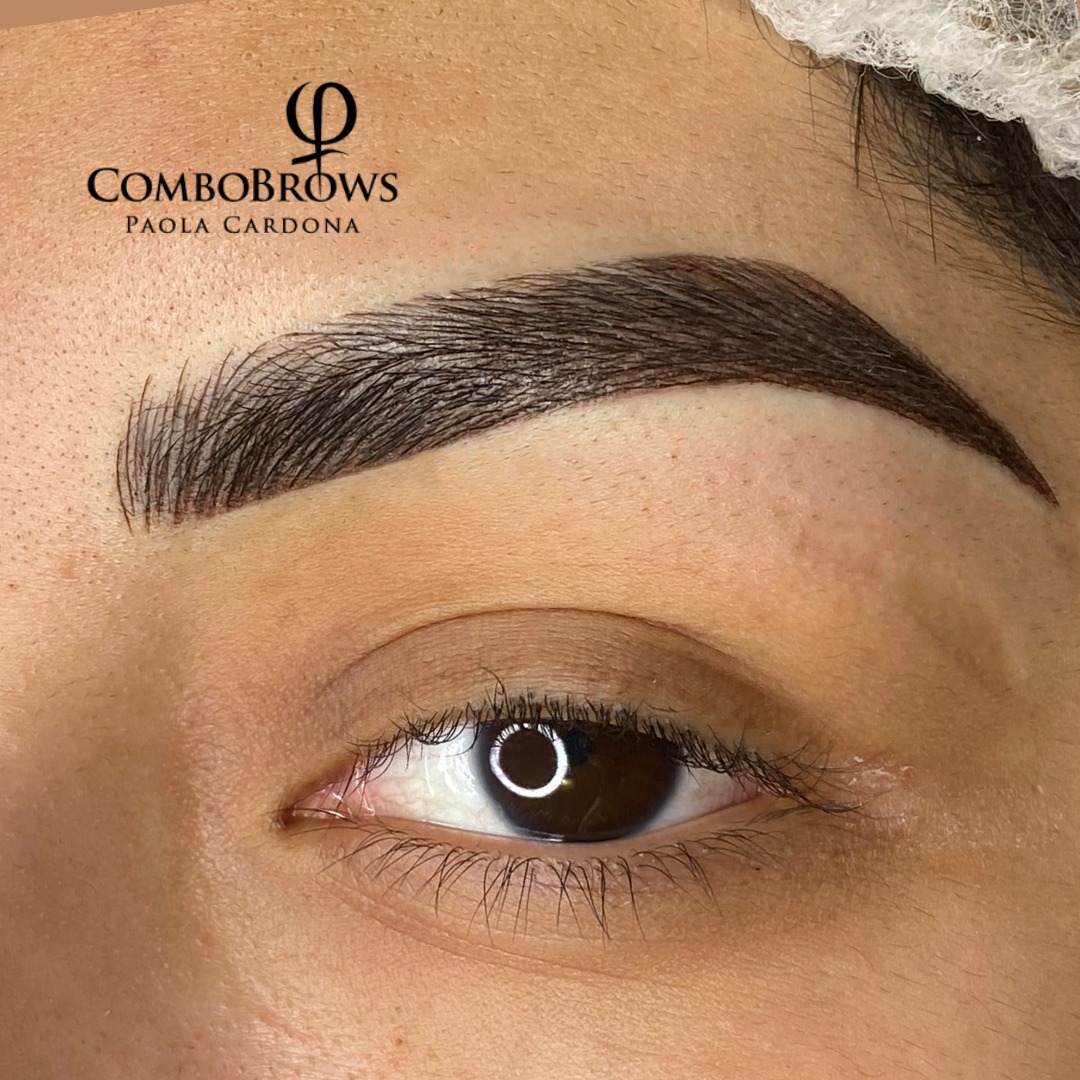 Paola Darnelly Microblading Phibrows. 5