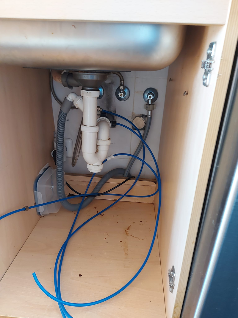 Fontaneros MI Hogar 4