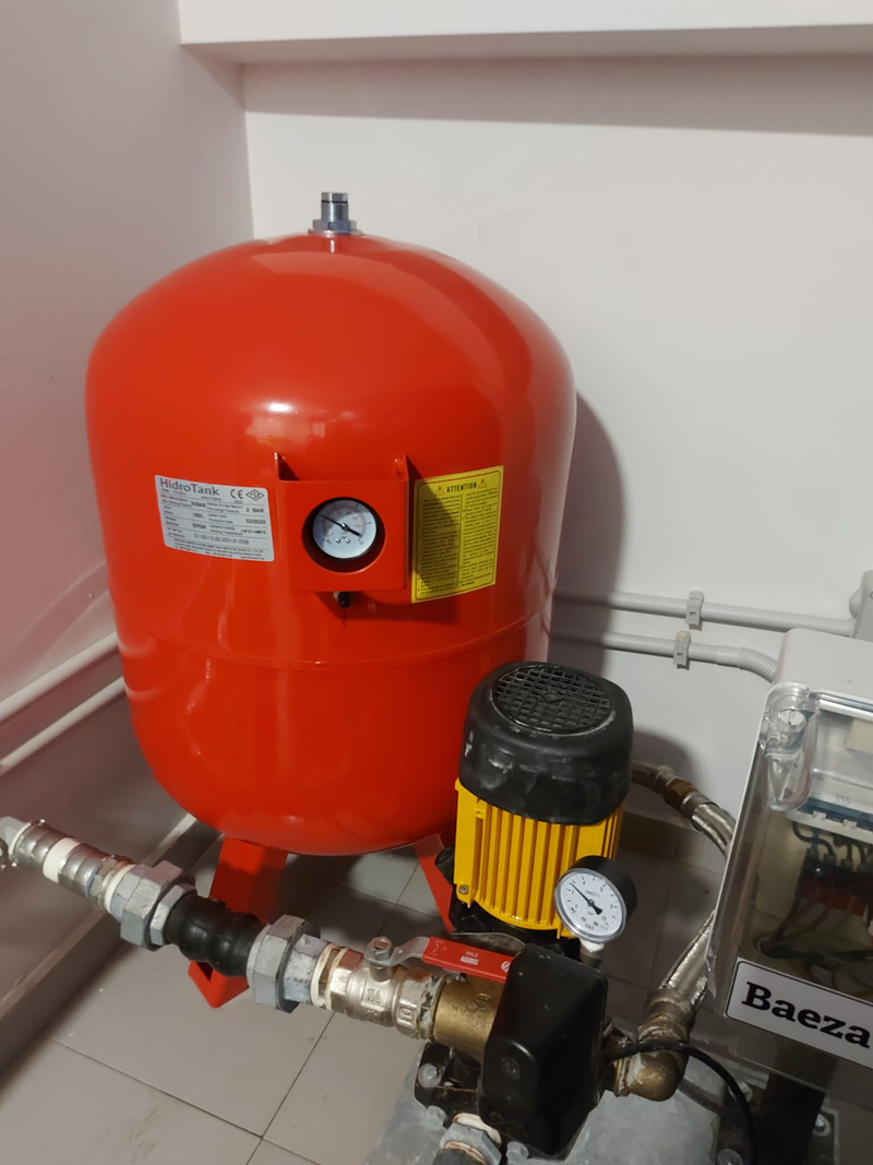 Fontaneros MI Hogar 11