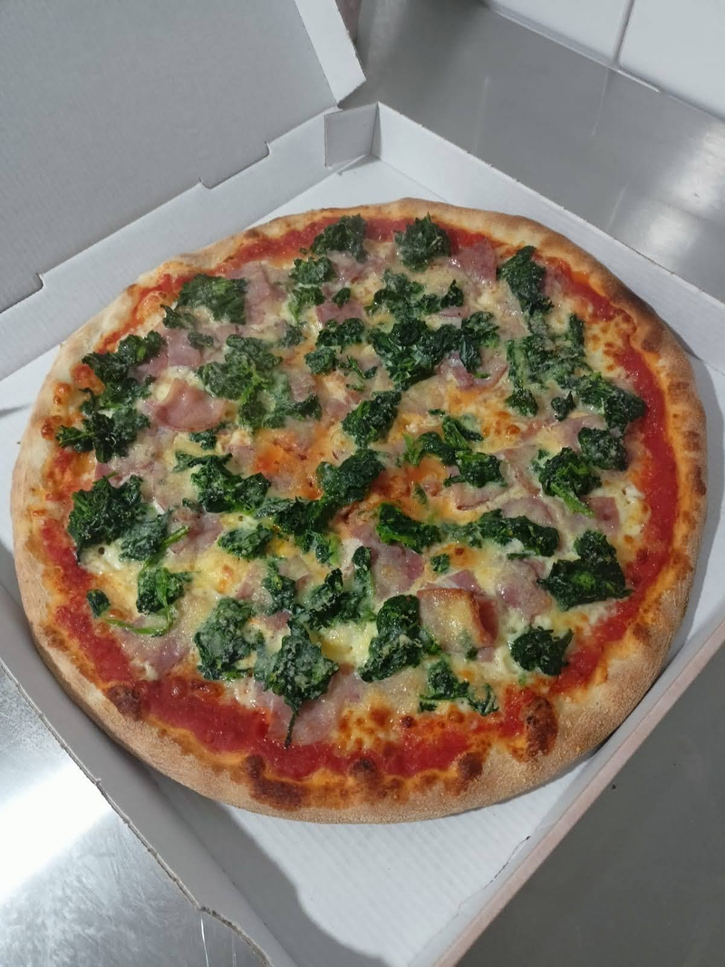 Pizzer&iacute;a Davide 3