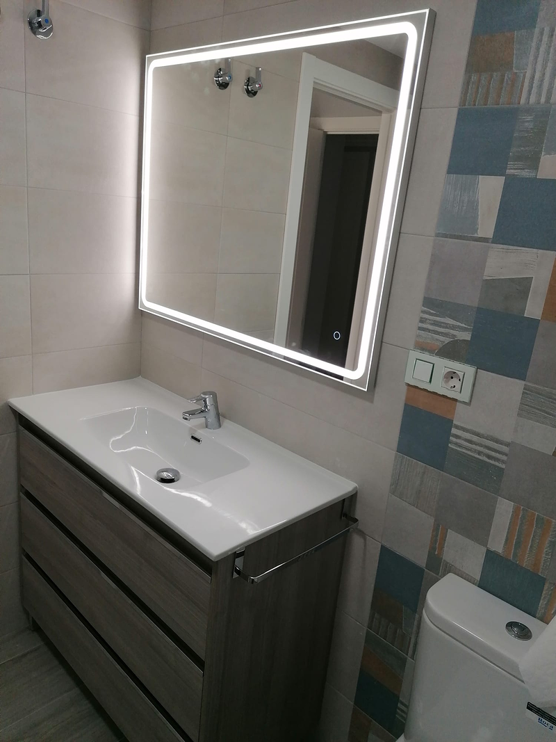 E Adam REFORMAS EN GENERAL