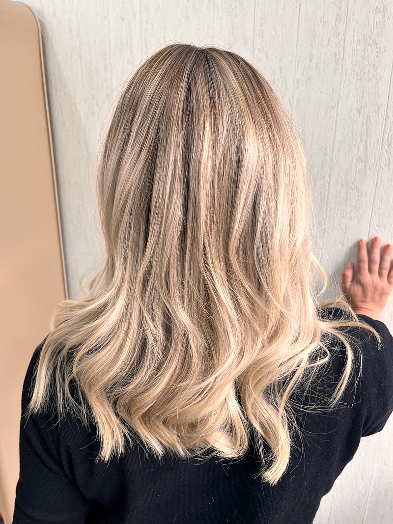 Estela Téllez Perruquers 13