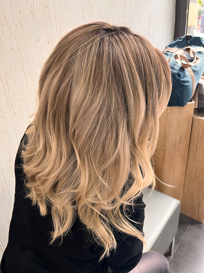 Estela Téllez Perruquers 18