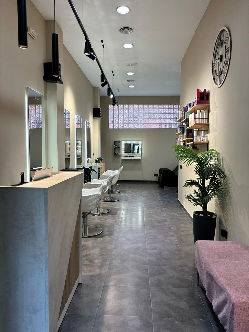 Estela Téllez Perruquers 23