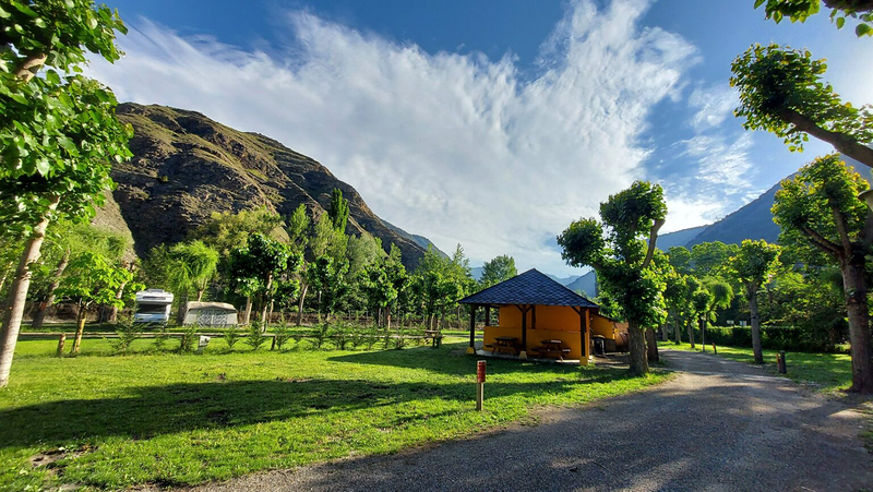 Camping LLavorsi CAMPINGS