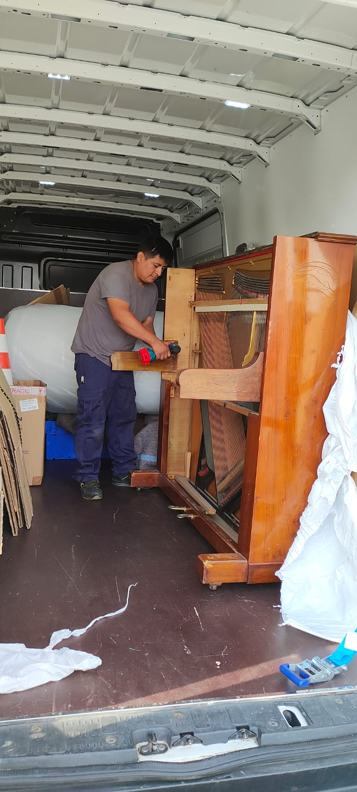 Transportes Pianos Express 12