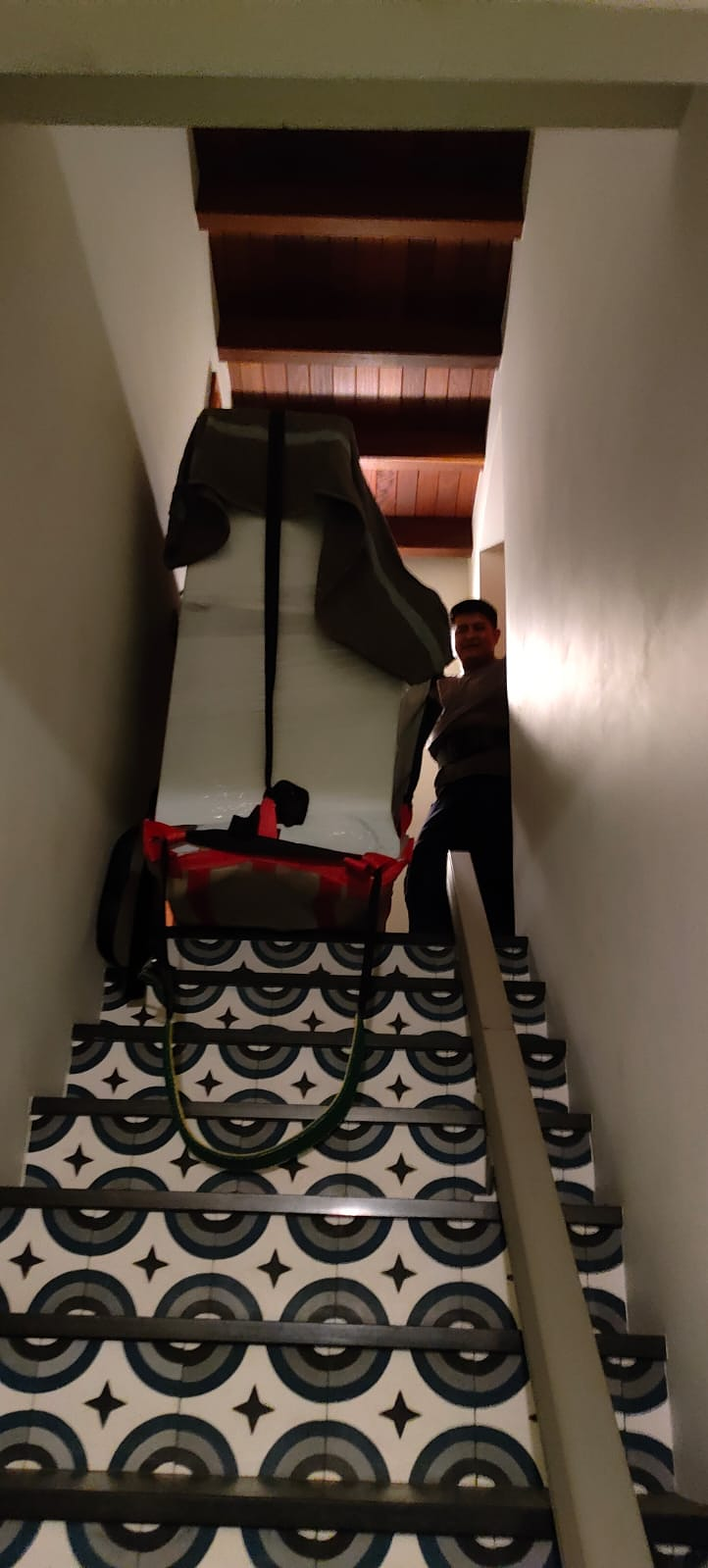 Transportes Pianos Express 18