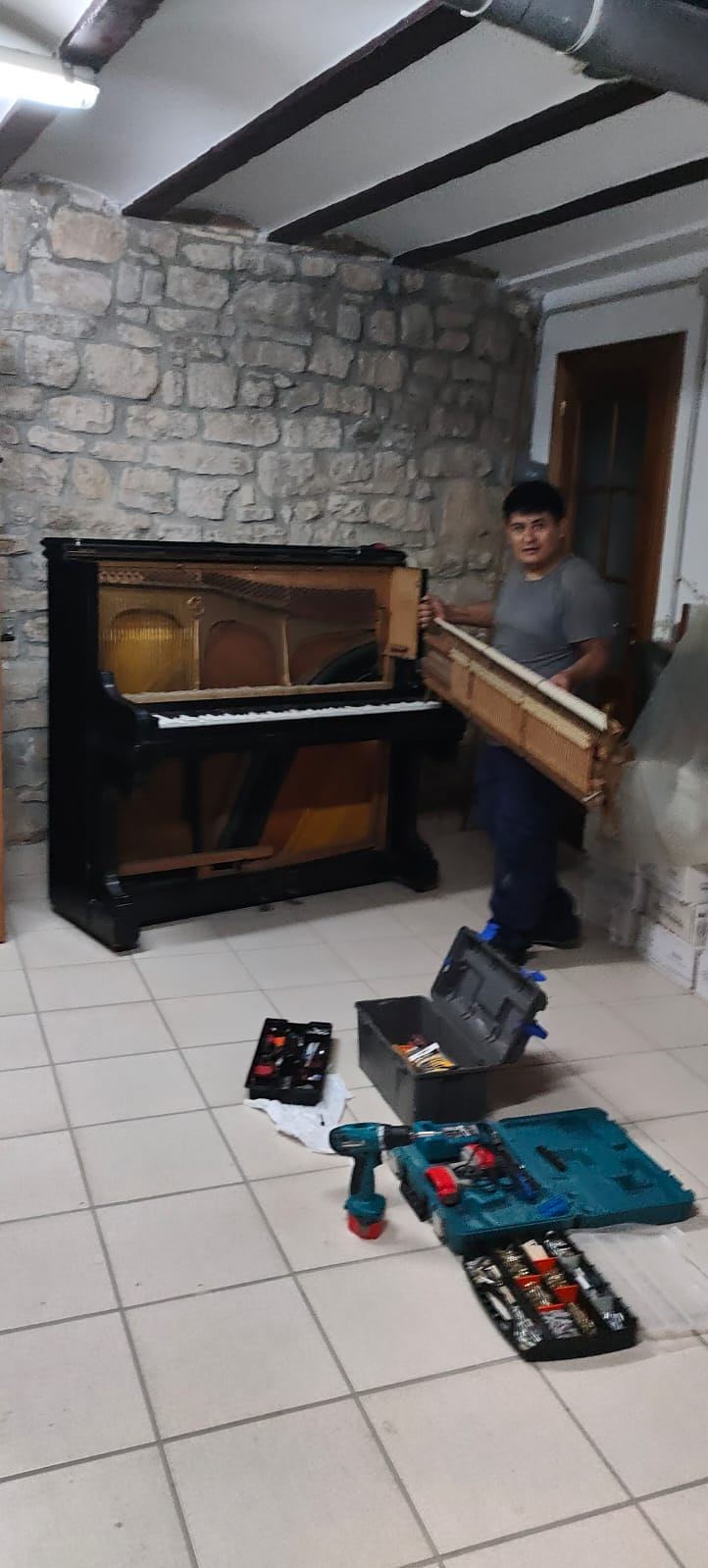 Transportes Pianos Express 11