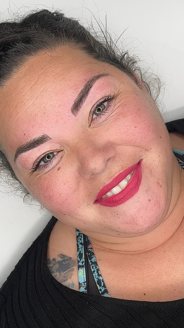 Gaby Talala Beauty Studio. Micropigmentaci&oacute;n y Microblading en Marbella. 4