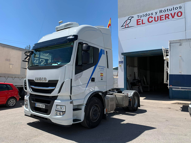 Toldos Y Rotulos El Cuervo Sl 2