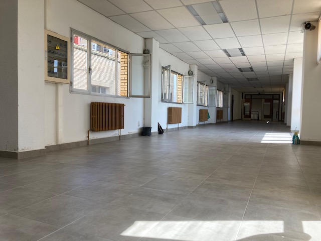 Servicios y  Actividades Comerciales