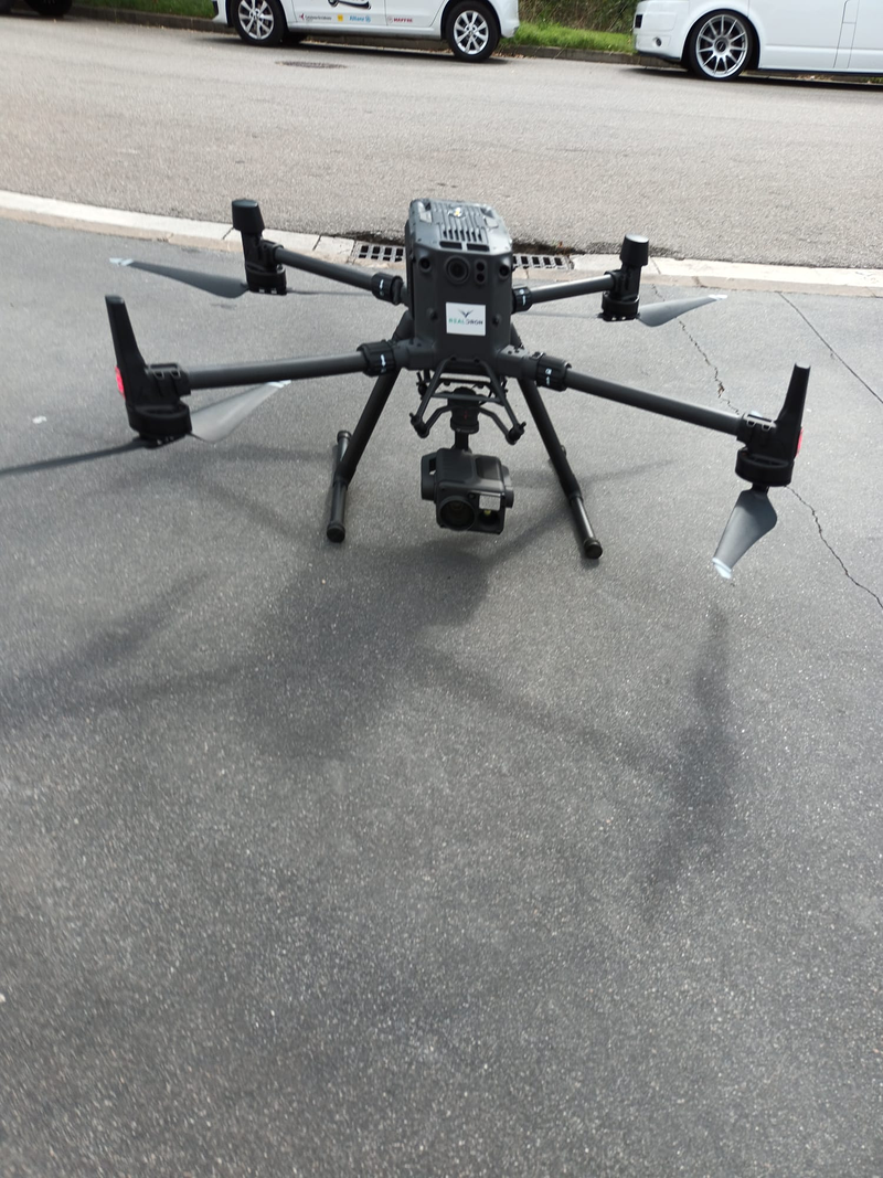 Realdron 22