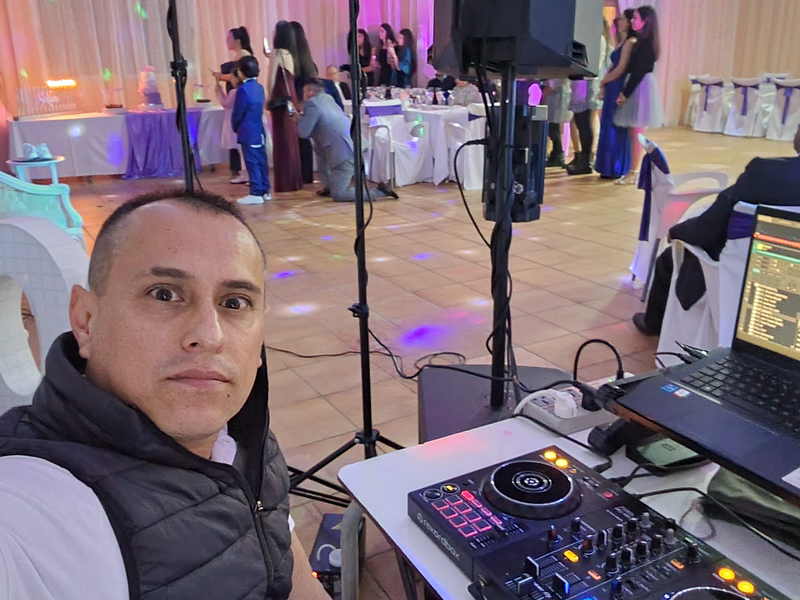 Dj Andrés Ossa 6