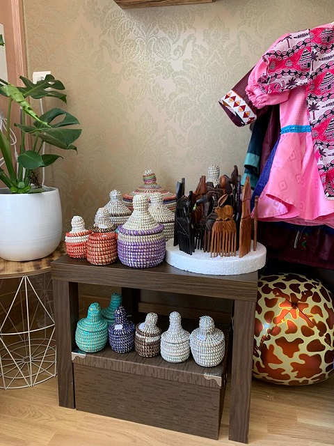 Khasa Concept Store TIENDAS DE ROPA DE SEÑORA Y CABALLERO