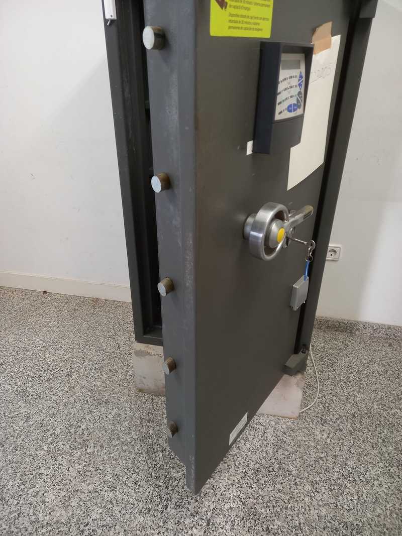 Cerrajero R&aacute;pido Juli&aacute;n 8