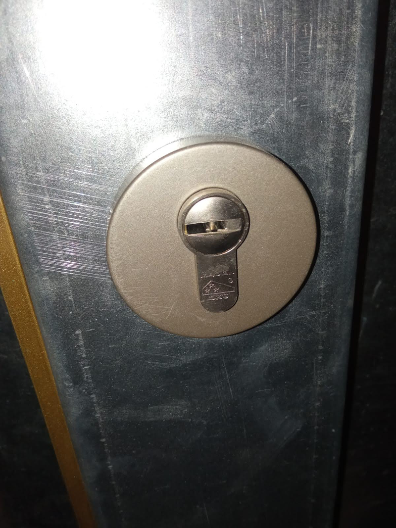 Cerrajero R&aacute;pido Juli&aacute;n 6